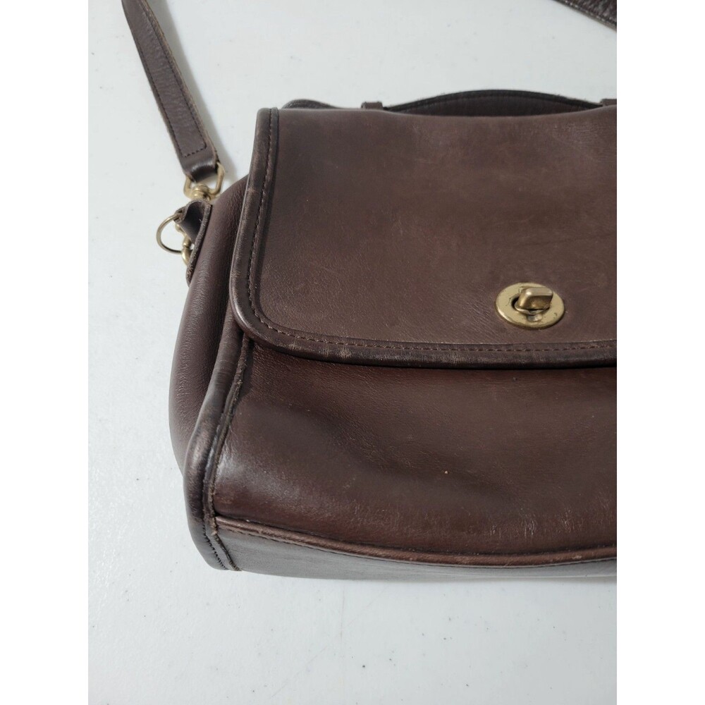 Vintage COACH 9870 Court Shoulder Bag Purse Chocolate Brown Leather Turn Lock - Picture 4 of 16